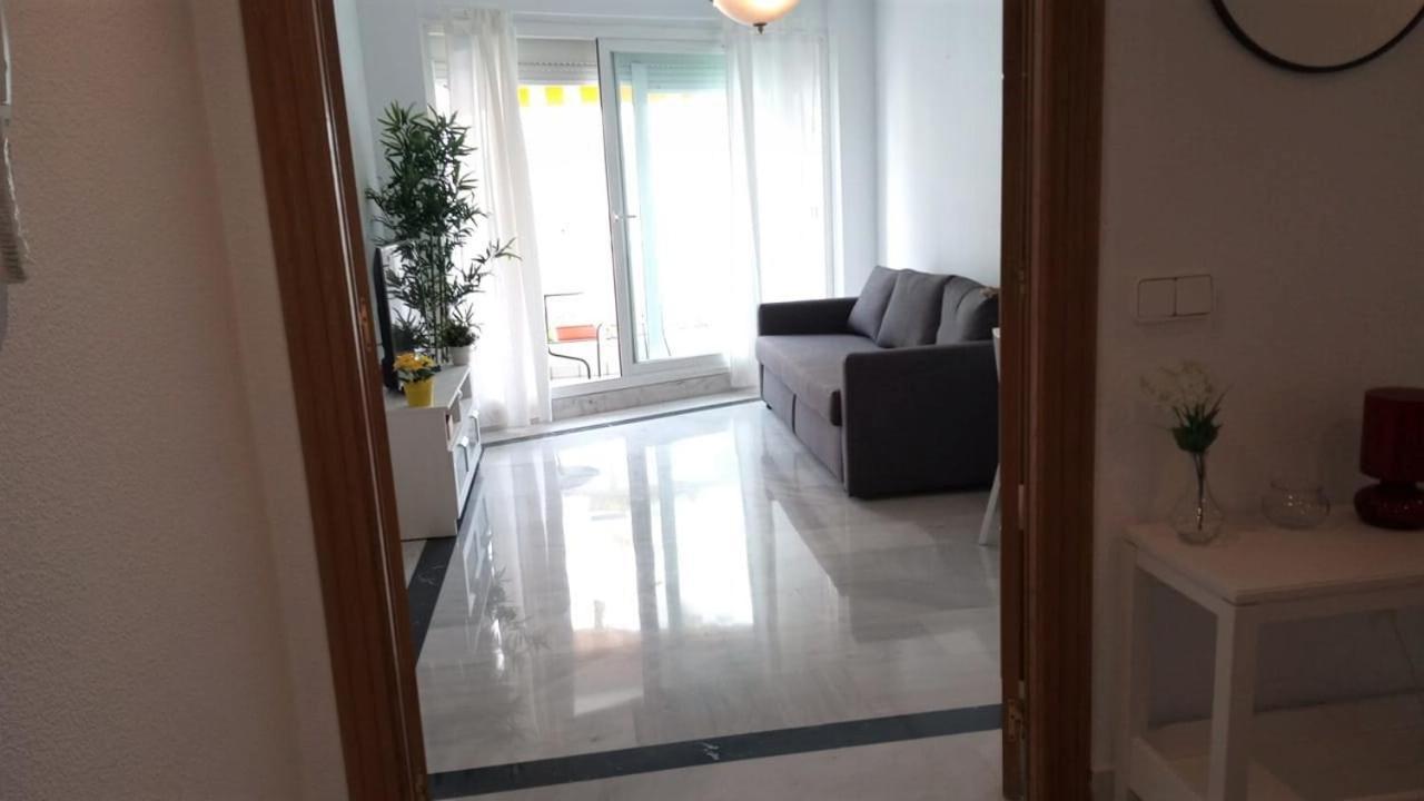 Suitur Con Piscina En Playa Apartment