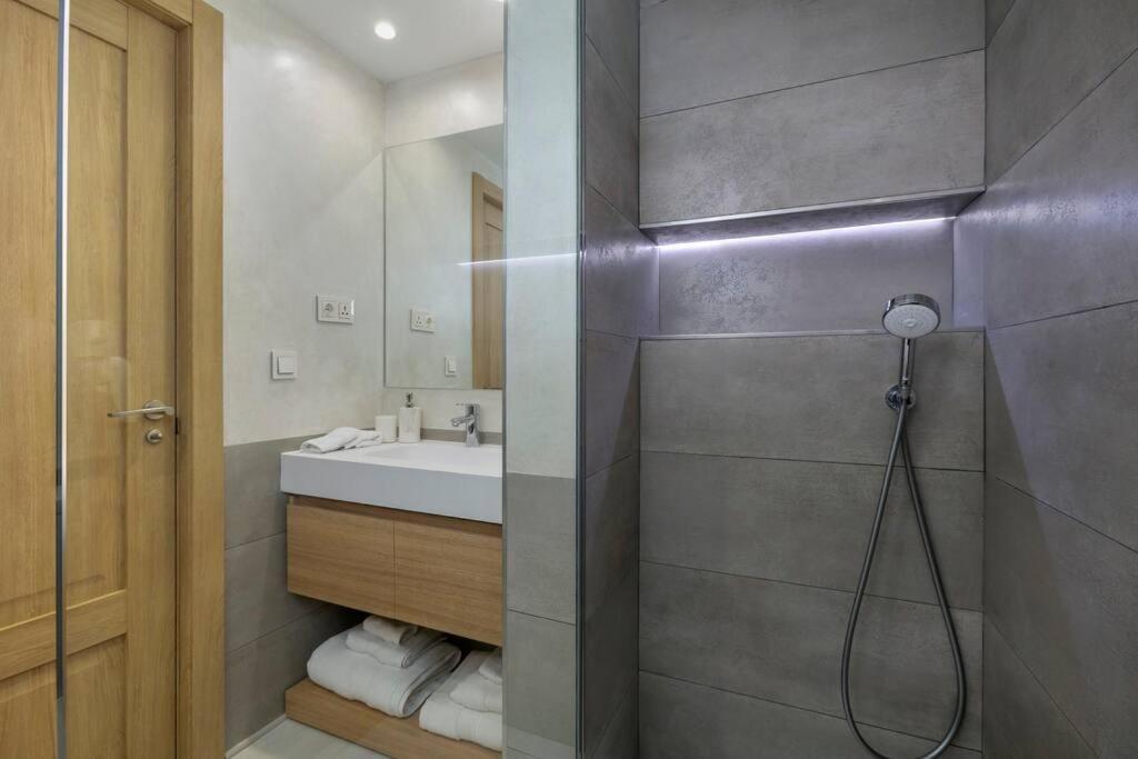 Apartamento New & Beautiful Walk To The - Rdr251
