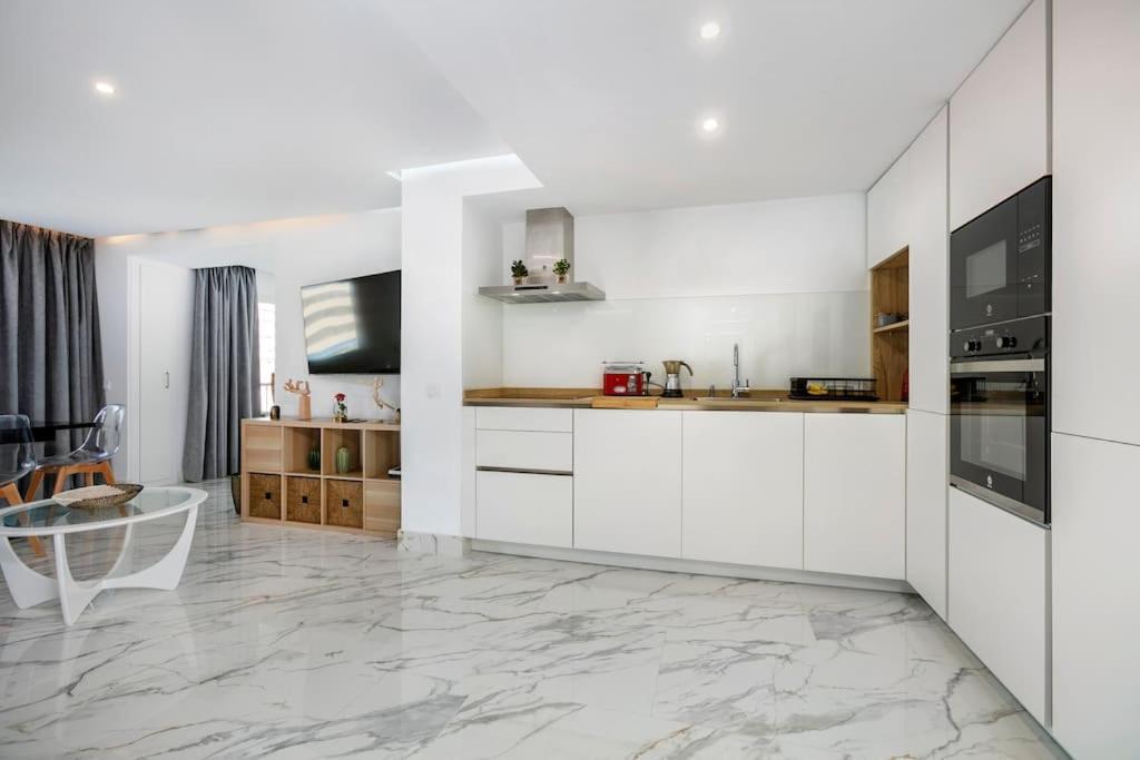 Apartamento Modern 1 Bedroom In Puerto Banus - Rdr399 *