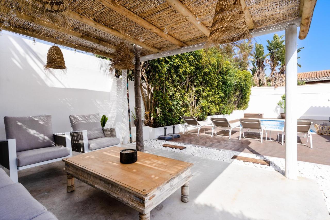Madrugada, Beachside In Costabella *