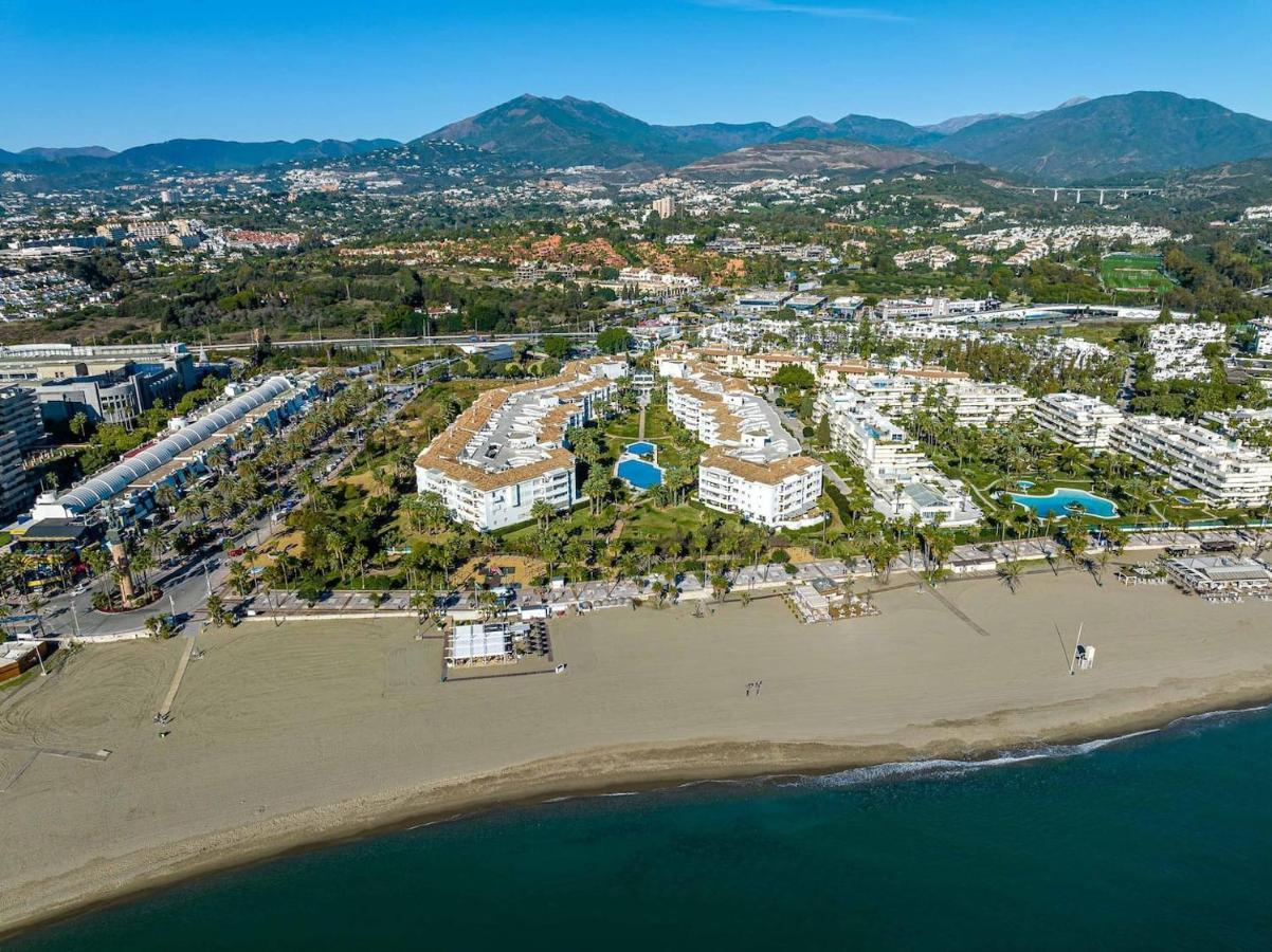 Vacation I Banus Waterfront Penthouse Marina, Sea View, Beachfront Apartment *