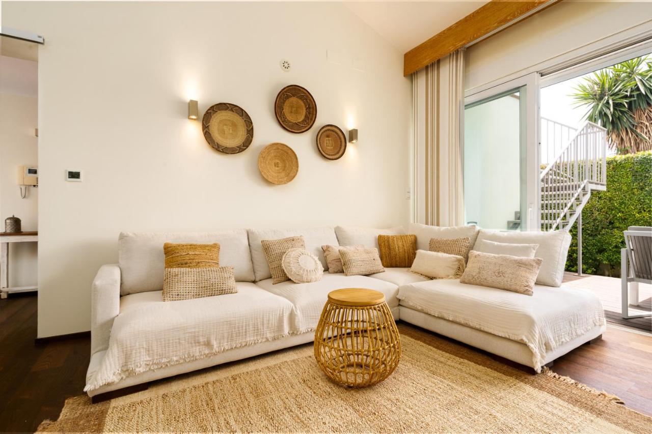 Madrugada, Beachside In Costabella Villa