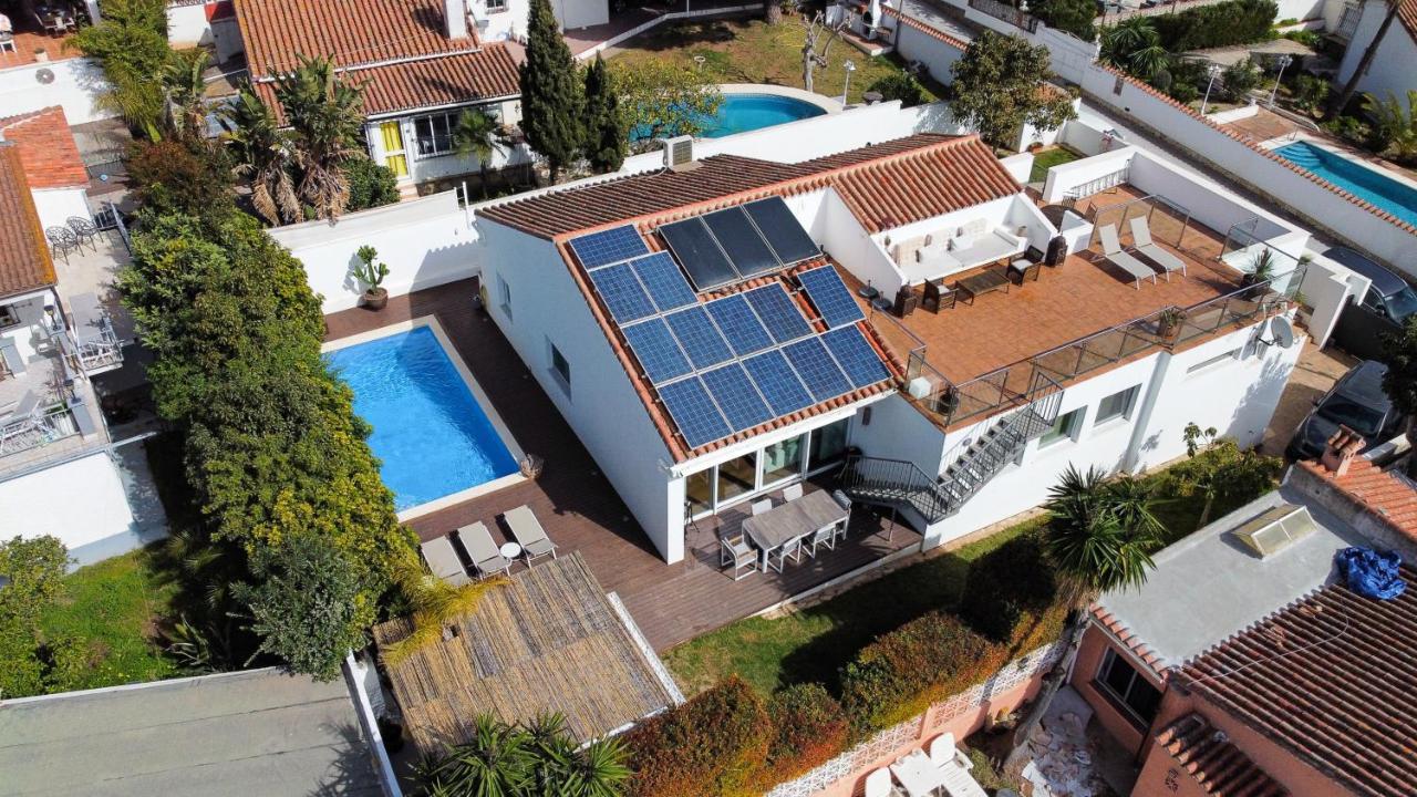 Madrugada, Beachside In Costabella Villa Marbella