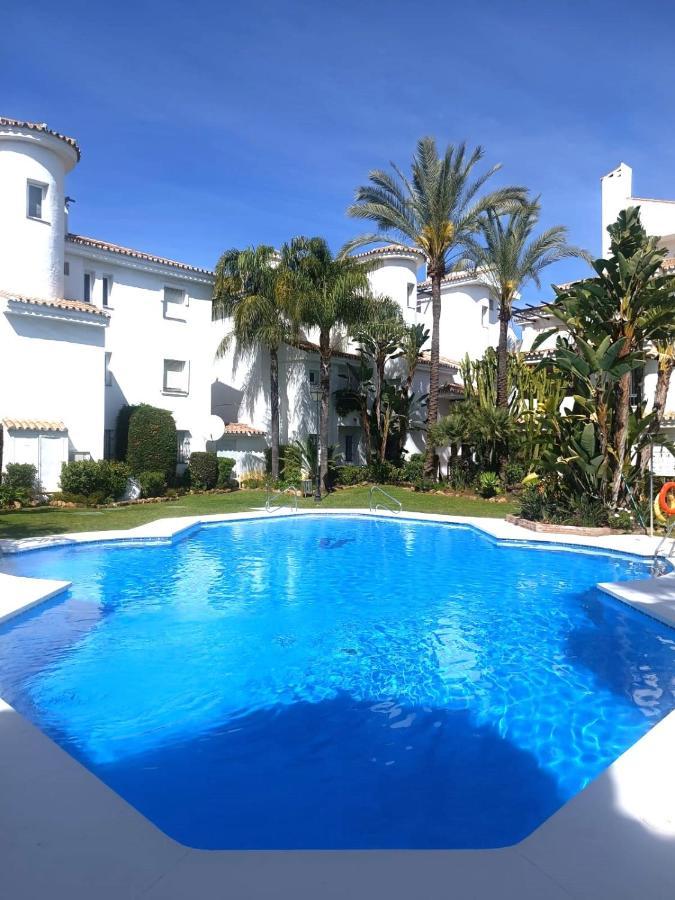 Puerto Banus Iv