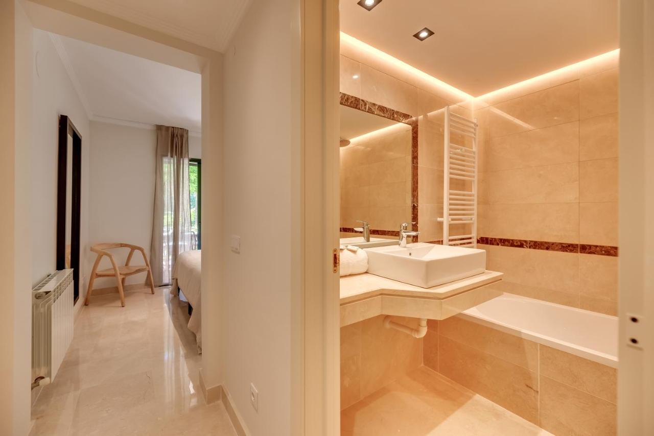 Vacation I El Palmeral, Golf Valley, Renovated, Fast Wifi Marbella