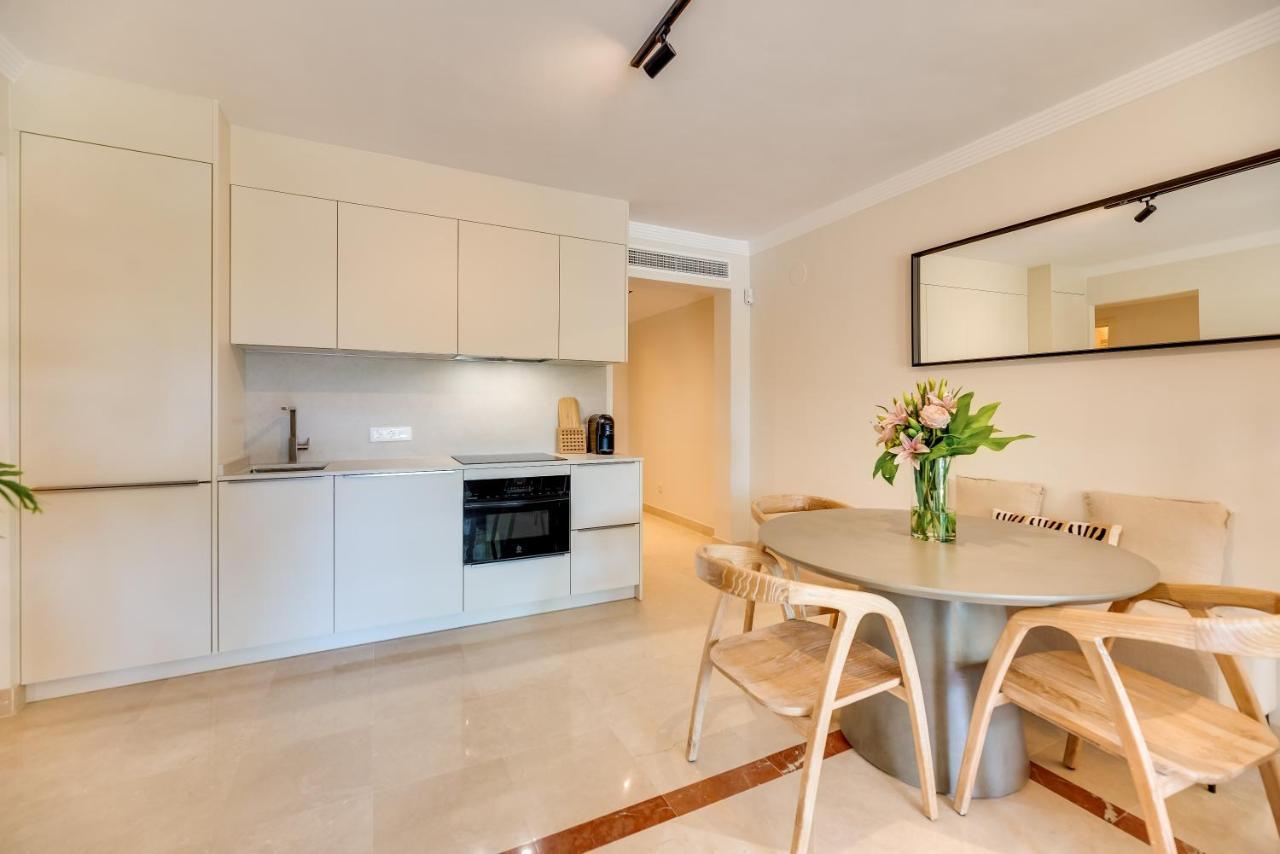 Vacation I El Palmeral, Golf Valley, Renovated, Fast Wifi Apartment *