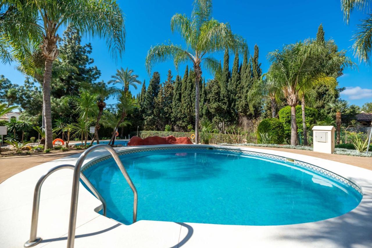 Apartment Vacation I El Palmeral, Golf Valley, Renovated, Fast Wifi *