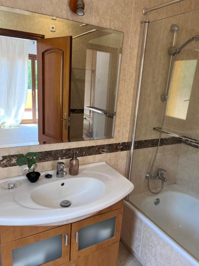Imperial - Chalet Independiente En *