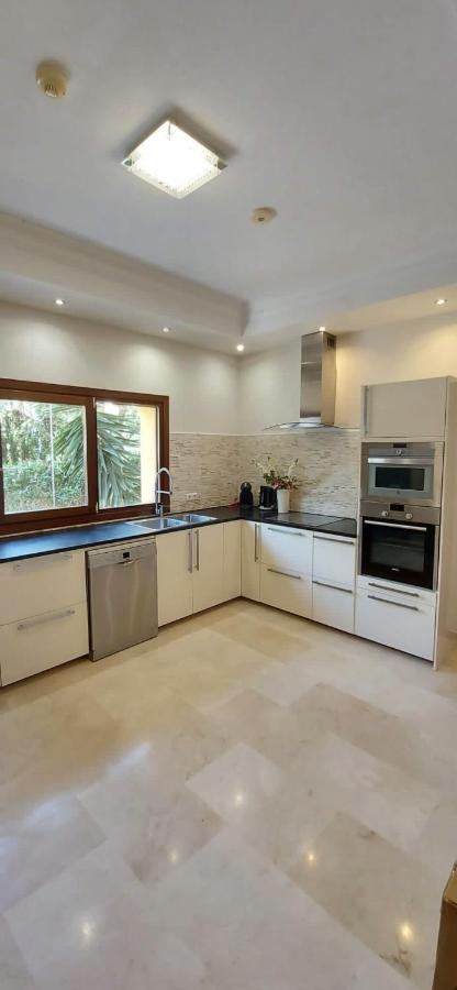 Apartment Imperial - Chalet Independiente En Marbella