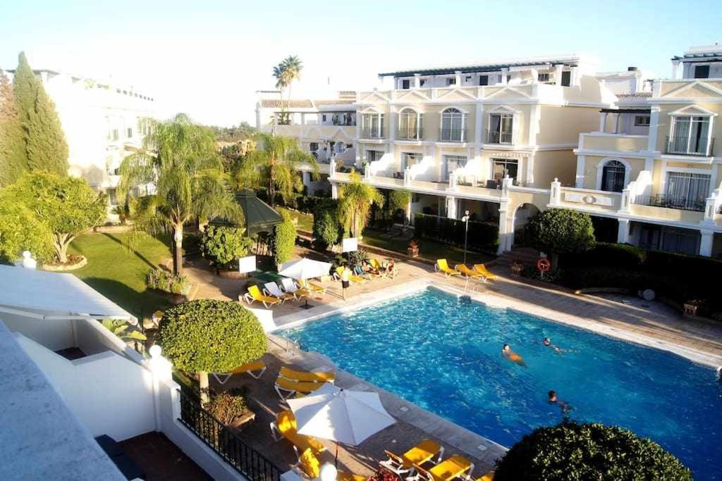 Aloha - Espectacular Con 3 Piscinas, 3 Terrazas Y Parking * Marbella