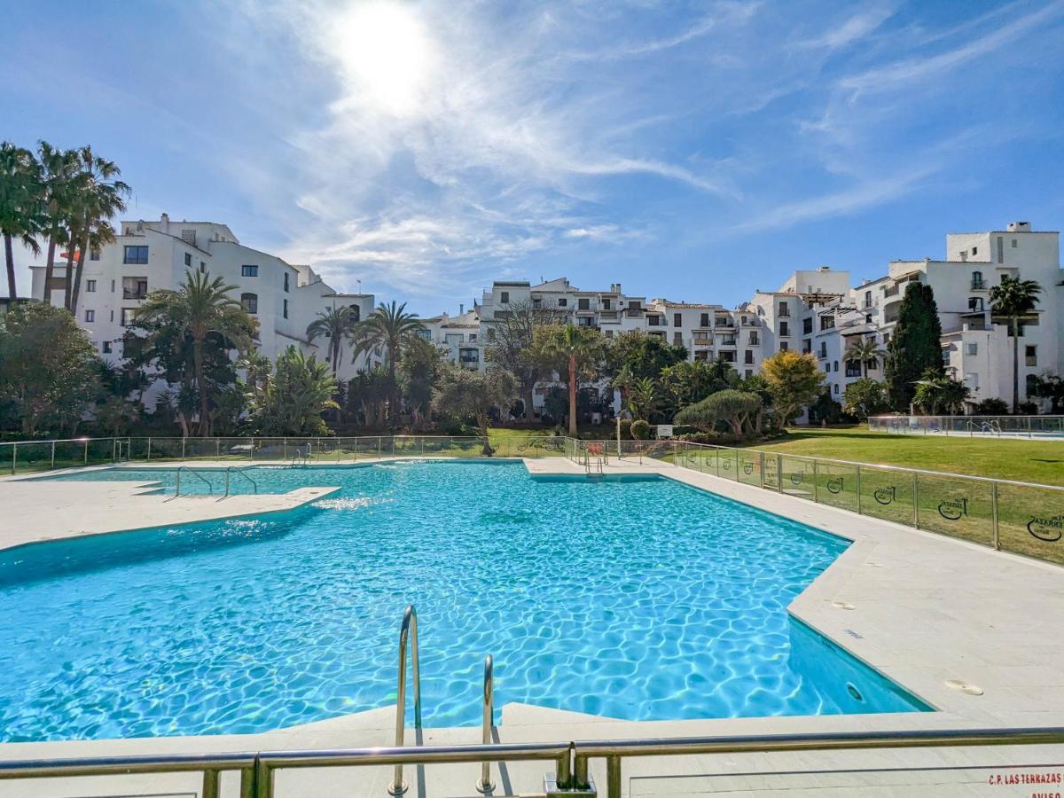 Harbor Getaway In The Heart Of Puerto Banus With Walking Dictance To Everything Apartment Marbella