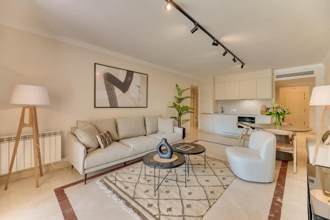 Vacation I El Palmeral, Golf Valley, Renovated, Fast Wifi Apartment