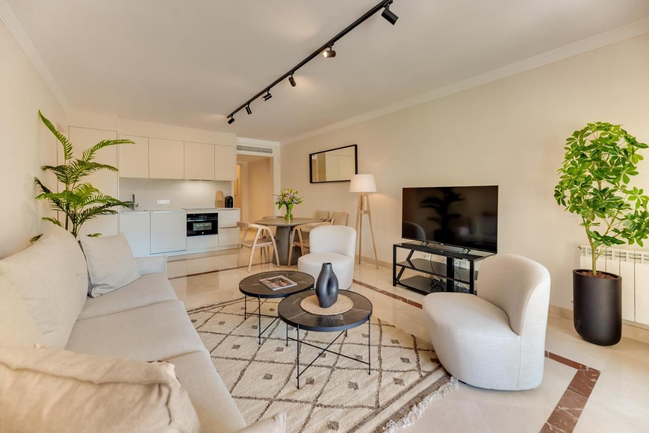 Vacation I El Palmeral, Golf Valley, Renovated, Fast Wifi * Marbella