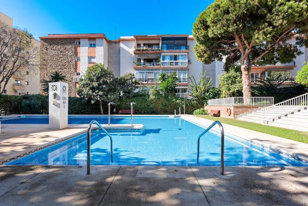 With Free Parking And Pool * Marbella
