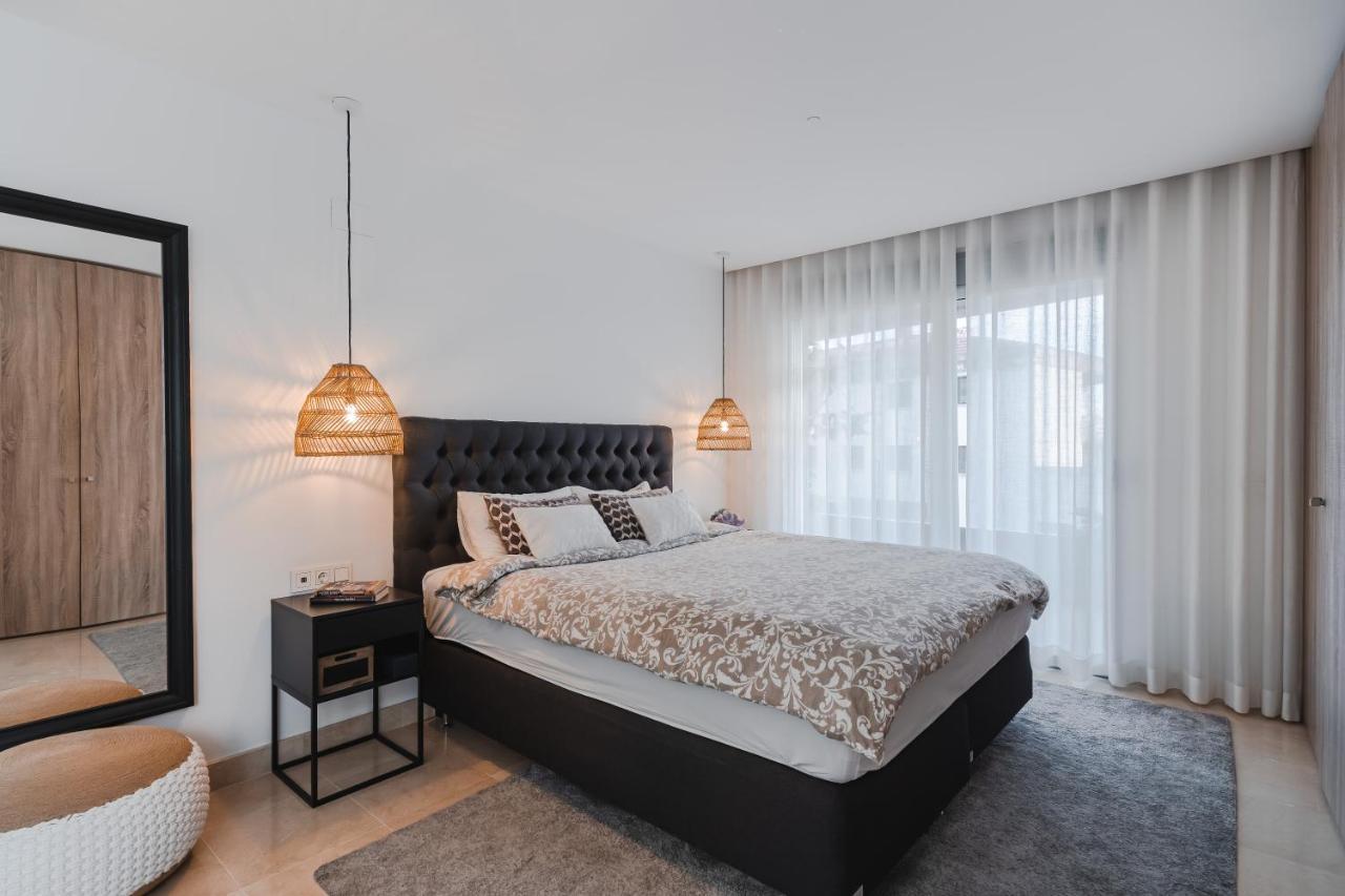 Penthouse - Royal Banus *