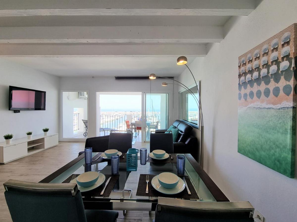 Apartment 2 Bedroom Frontline Puerto Banus Views Rdr299