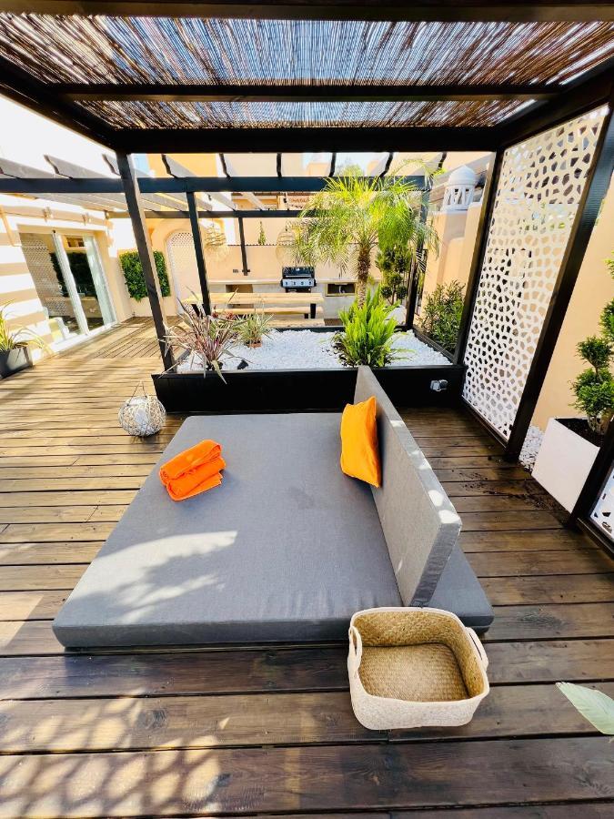 Penthouse Au Calme Avec Vue Nature Environnante Et Tres Grandes Terrasses