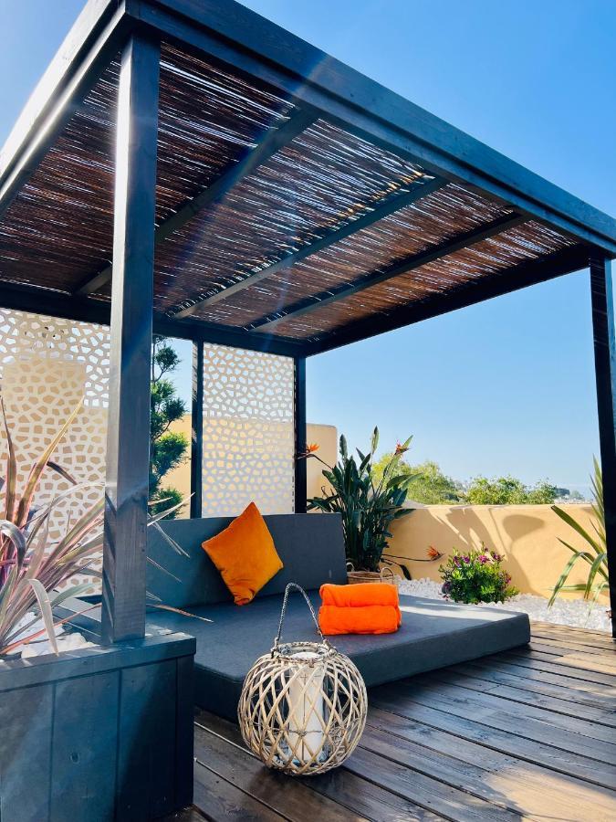 Penthouse Au Calme Avec Vue Nature Environnante Et Tres Grandes Terrasses Marbella