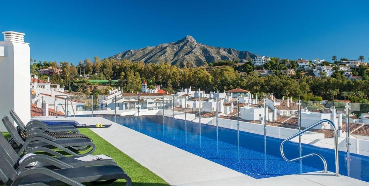 Elegant 2br Apt In Residential Area / Rooftop Pool Marbella