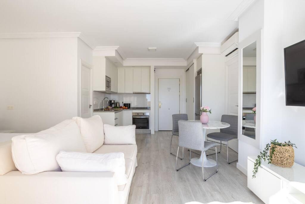 Elviria,studio Cu Vedere La Mare *