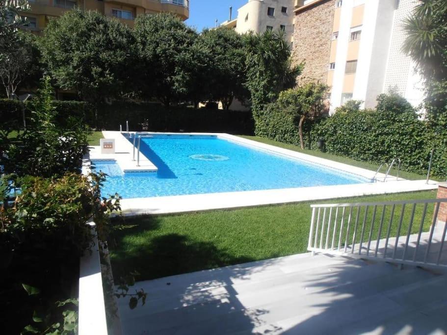 With Free Parking And Pool * Marbella