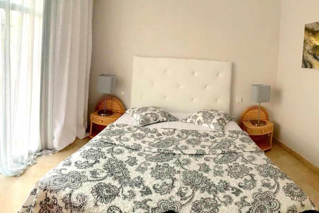 Aloha - Espectacular Con 3 Piscinas, 3 Terrazas Y Parking Apartamento Marbella