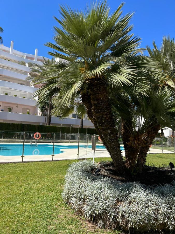 Impeccable Large With Immense Terrace And Private Garden Overlooking The Mountain, Featuring 2 Bedrooms And Sleeping Up To 4 Guests Located 100 Meters From Plaza Maestranza Apartamento Marbella