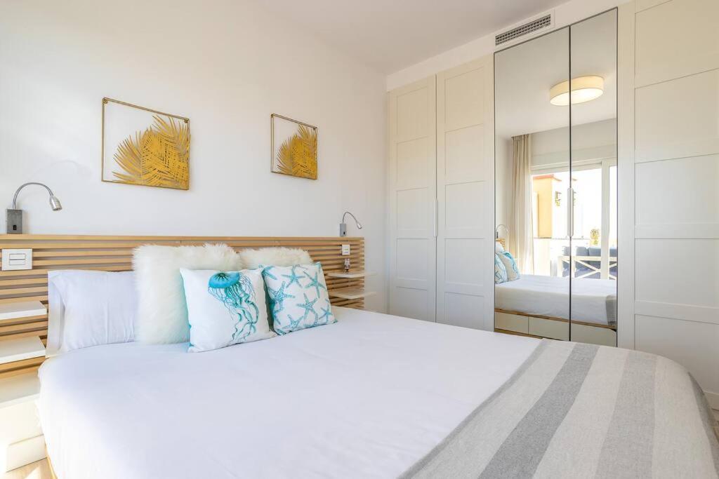 Oleholidays 535 Romana Playa Con Vistas Al Mar Apartment Marbella