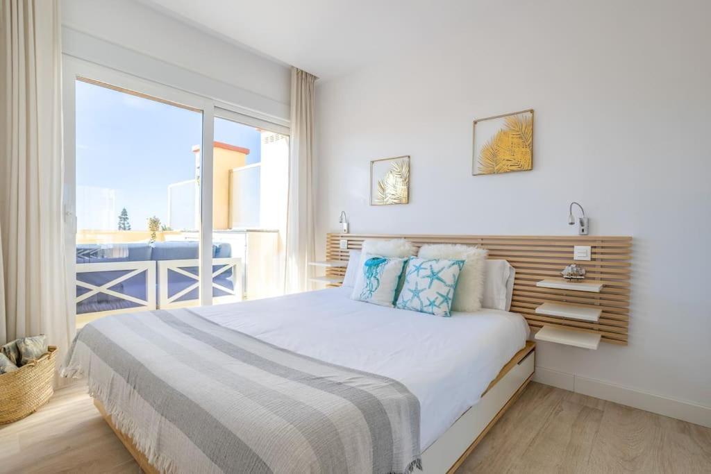 Apartment Oleholidays 535 Romana Playa Con Vistas Al Mar *