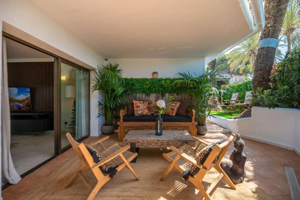 Beachfront Apartamento *