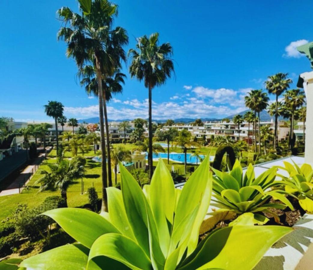 Stayatsas Luxe App Vlakbij Strand, 80 M2 Terras, Grote Zwembaden Apartamento Marbella
