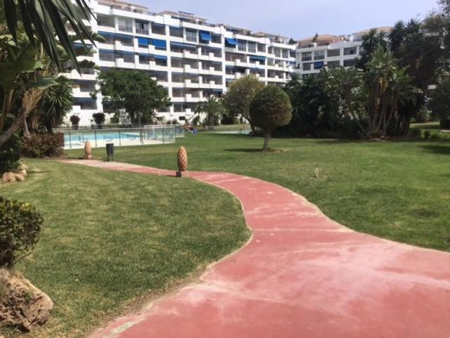 Jardines Del Puerto