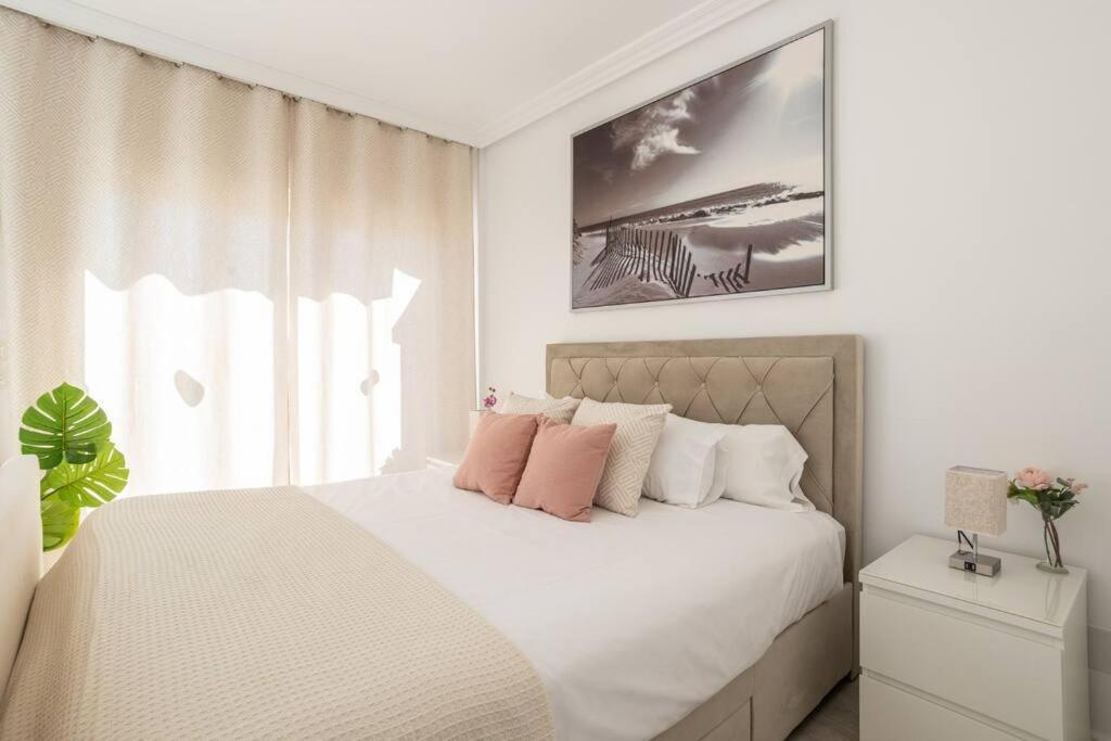 Appartement Elviria,studio Cu Vedere La Mare