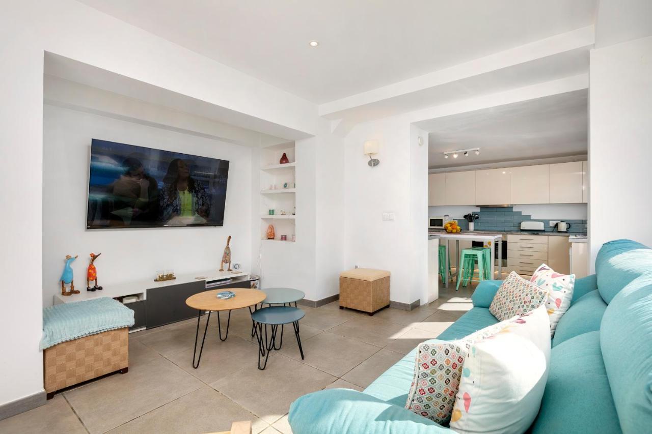 Spanish Style, Elegant 3 Bedroom - 5 Minutes From The Beach! Marbella