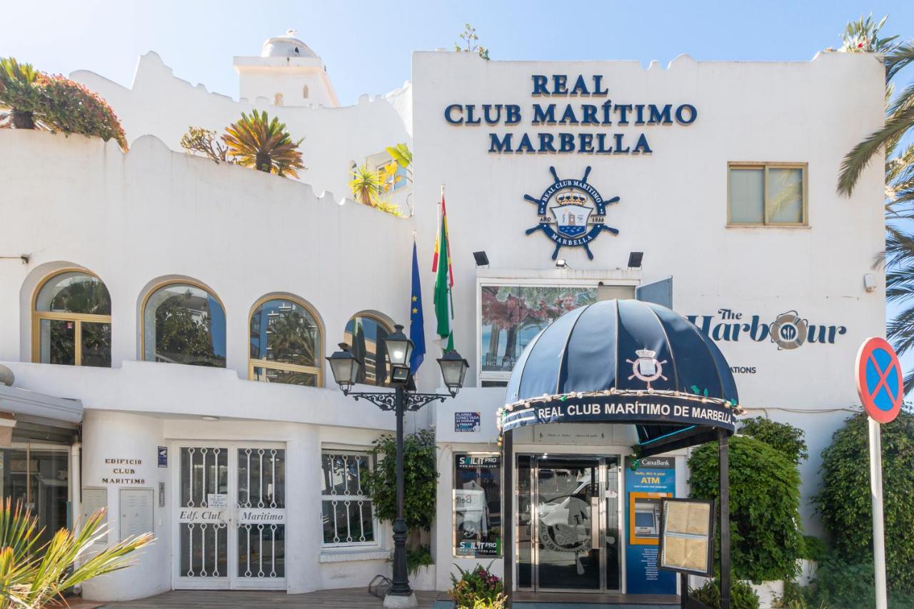 Deluxe With Jacuzzi Marbella