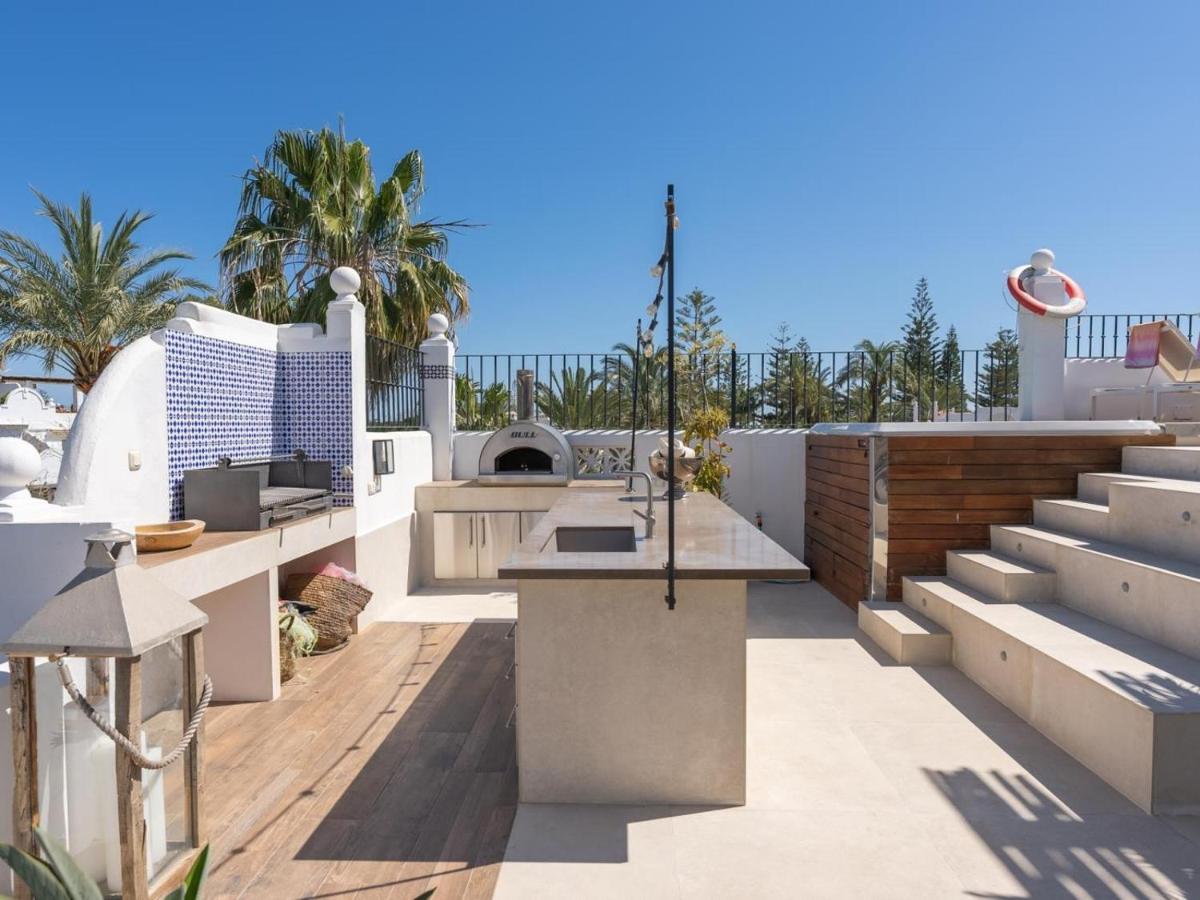 Castiglione Luxury Beachfront Duplex Penthouse Apartamento