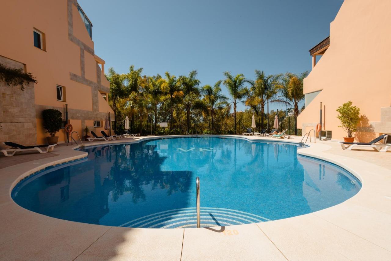 Penthouse With Sea Views In Nueva Andalucia Apartment Marbella