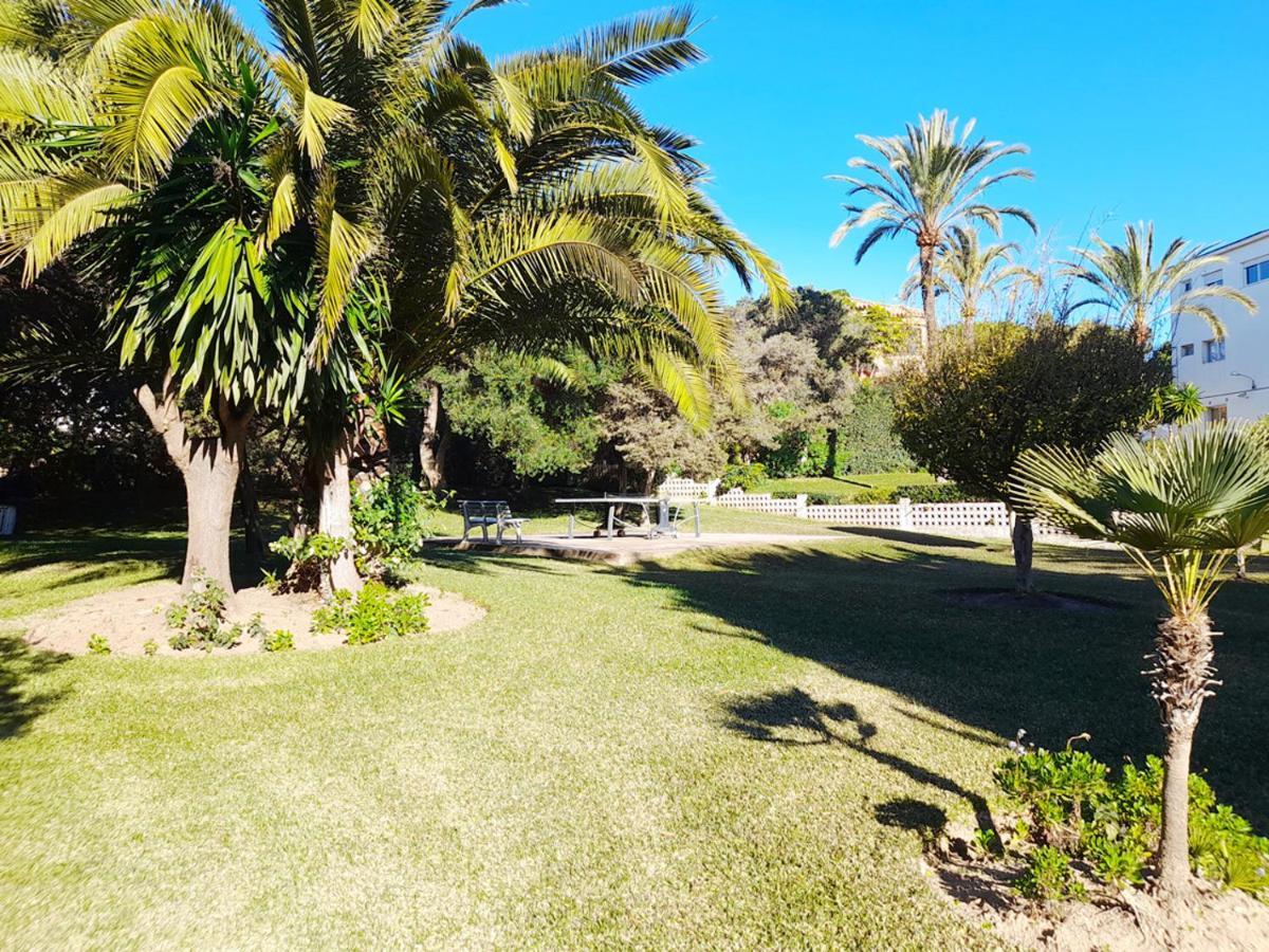 With Pool Near The Beach Appartement