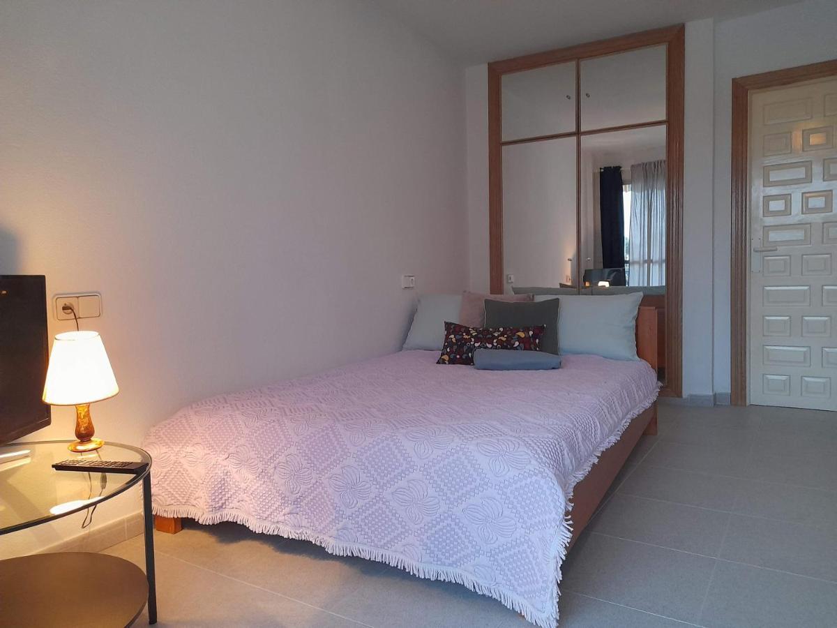 Appartement With Pool Near The Beach
