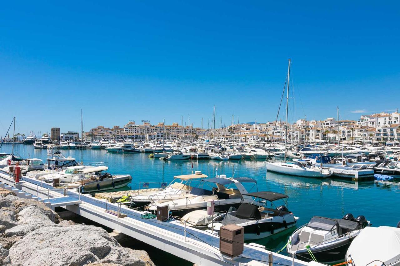 Puerto Banus, Marina Banus, 2br, 2bth, Pool, Parking, Marbella, 1j Apartment *