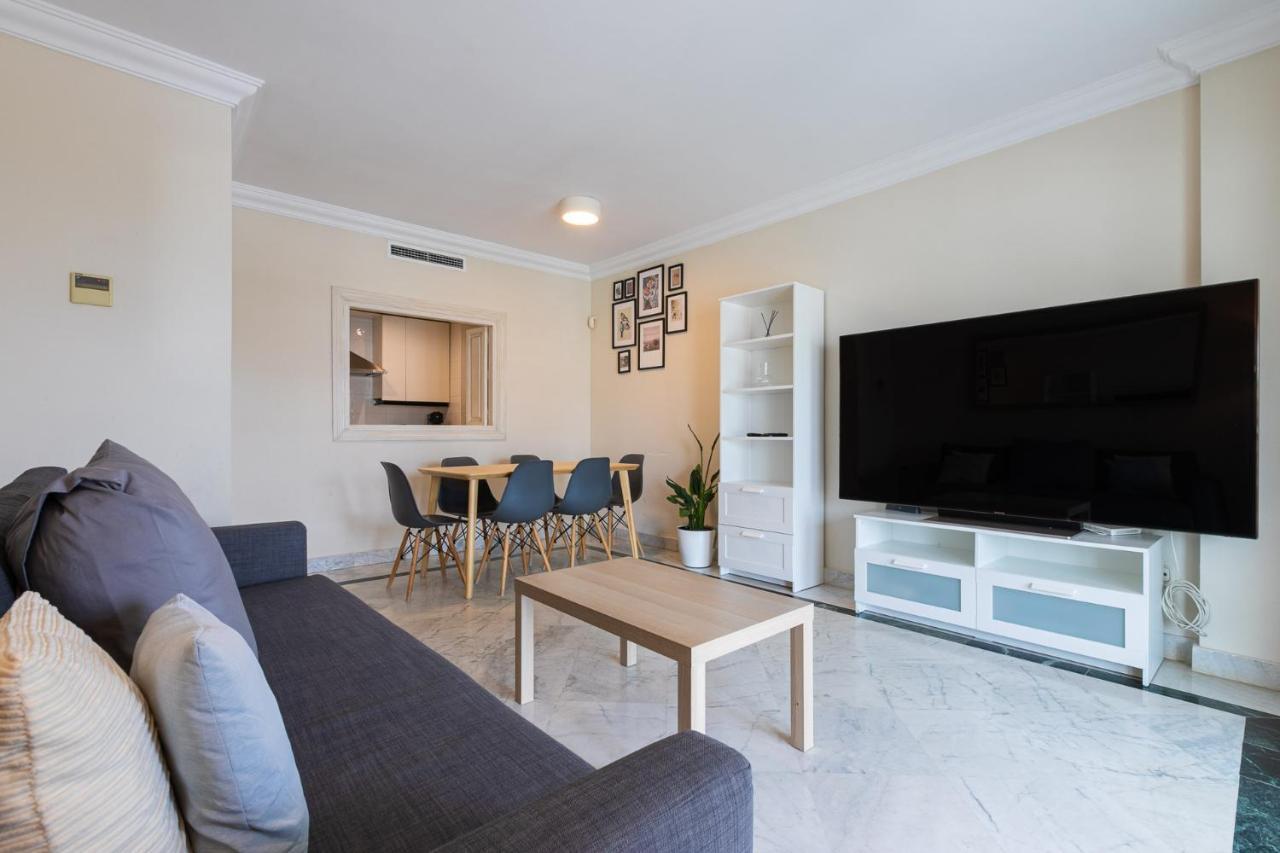 Apartment Puerto Banus, Marina Banus, 2br, 2bth, Pool, Parking, Marbella, 3h Marbella