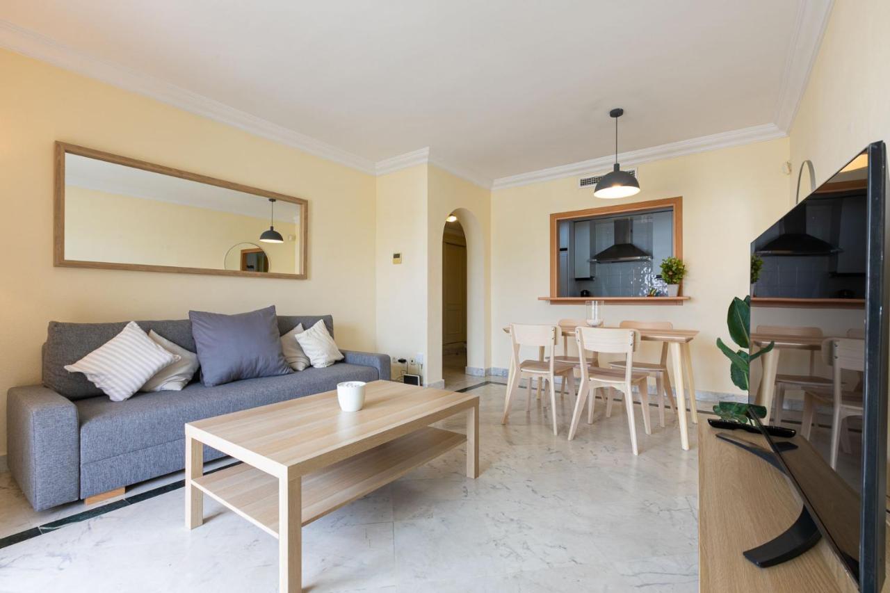 Puerto Banus, Marina Banus, 2br, 2bth, Pool, Parking, Marbella, 2h Apartment Marbella
