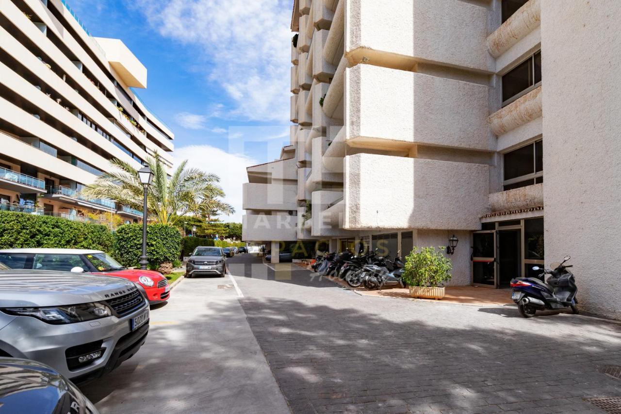 751, Renovated 2 Beedroom Apartment, Second Line Of The Beach, Wifi, Parkinging Apartamento