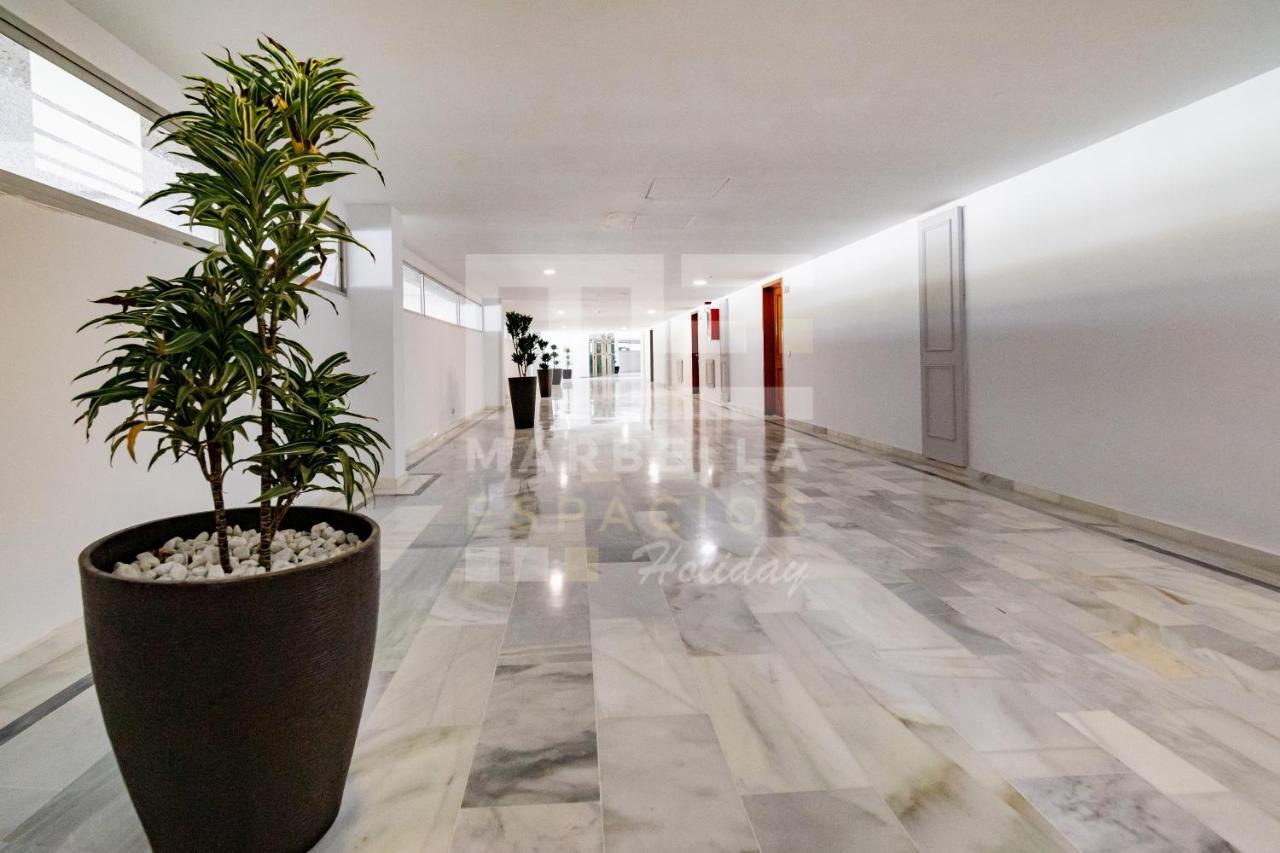 Centrico En Segunda Linea De Playa, Parking, Wifi 609 Appartement Marbella