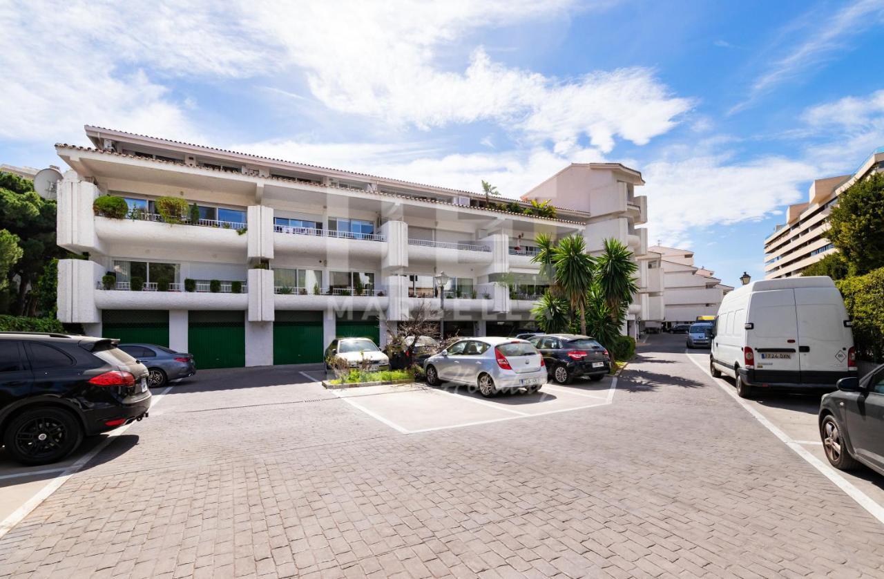 Centrico En Segunda Linea De Playa, Parking, Wifi 609 * Marbella
