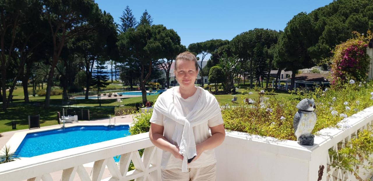 Beachfront Luxury Appartment, Playas Del Duque, Puerto Banus, Marbella