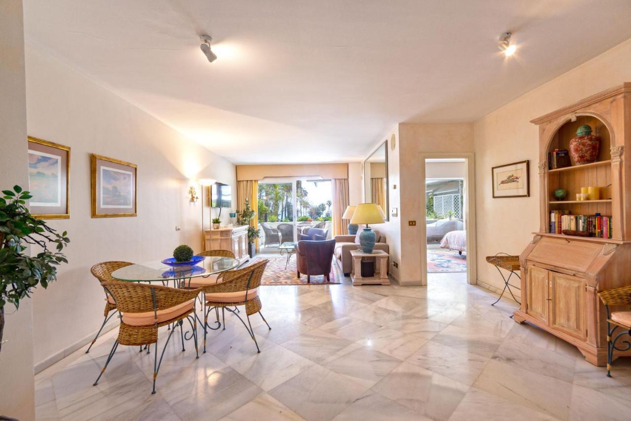 Granados I, Puerto Banus, *