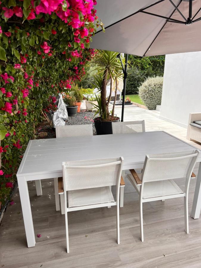 Little Paradise Close To La Sala In Puerto Banus / Quiet