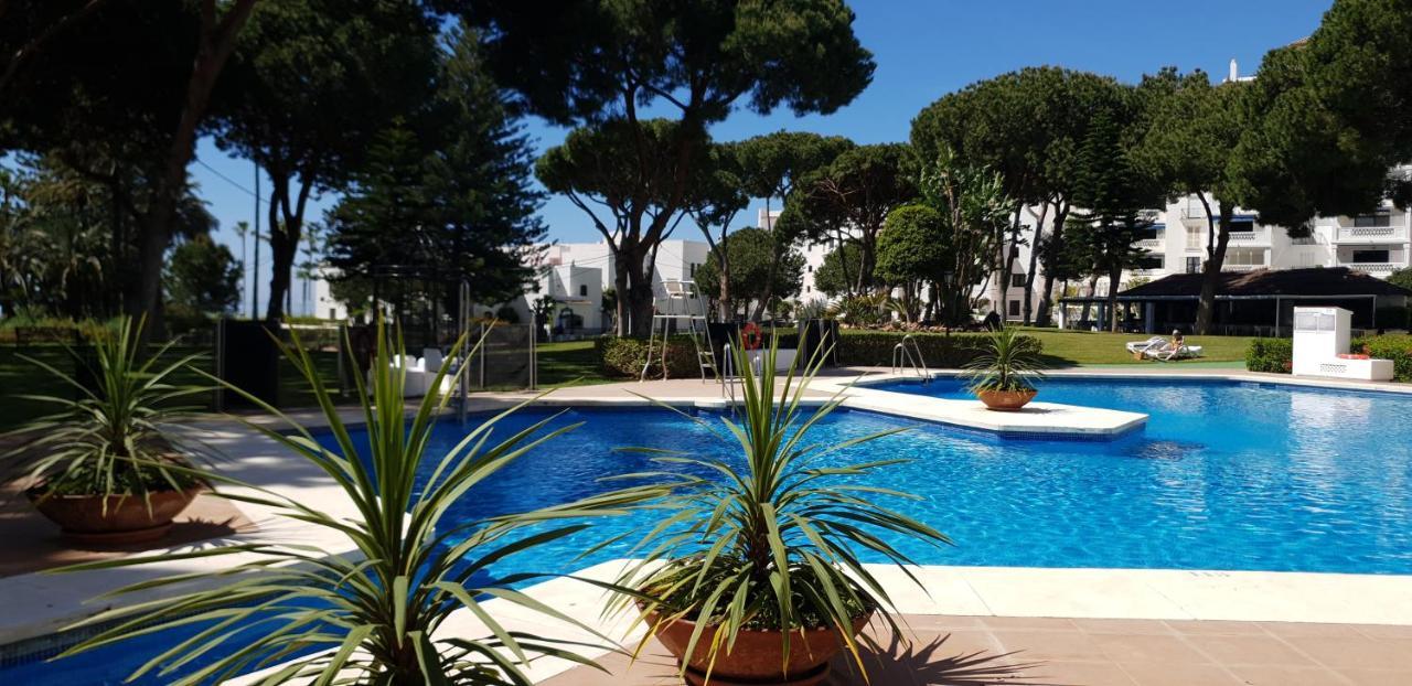 Apartamento Beachfront Luxury Appartment, Playas Del Duque, Puerto Banus,