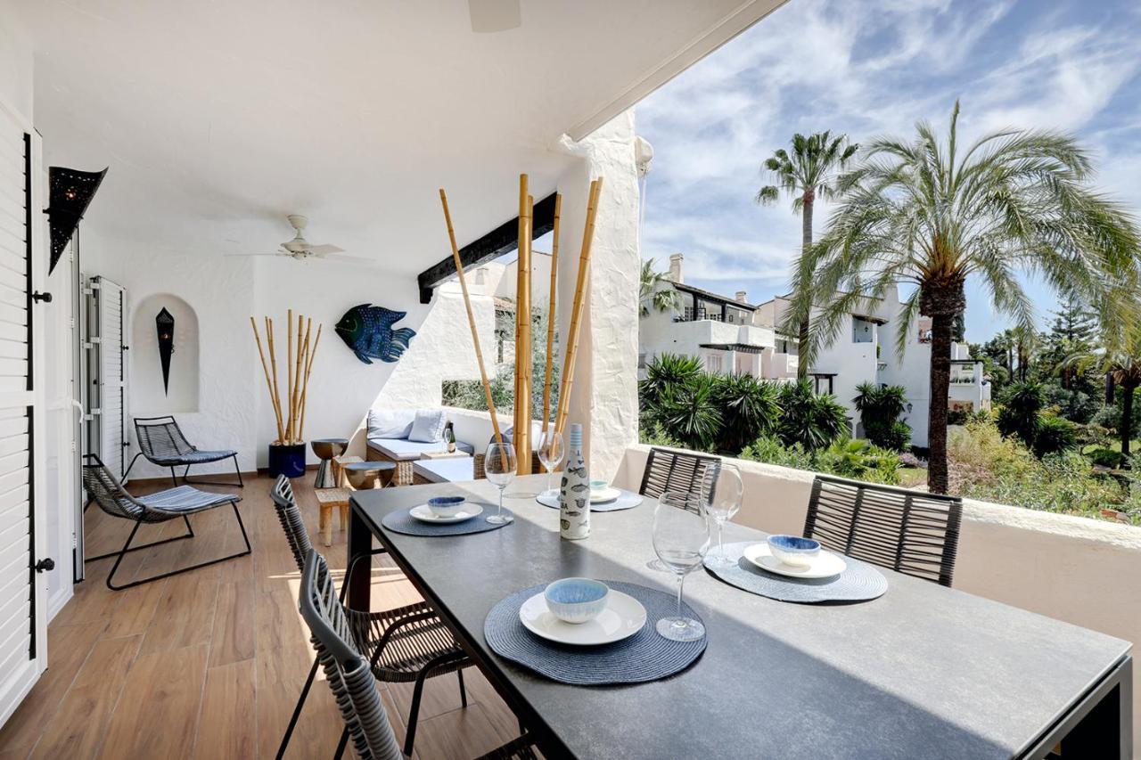 Luxurious In Puente Romano, Apartamento *